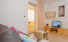 Aldo Apartments Center By Adex Travel